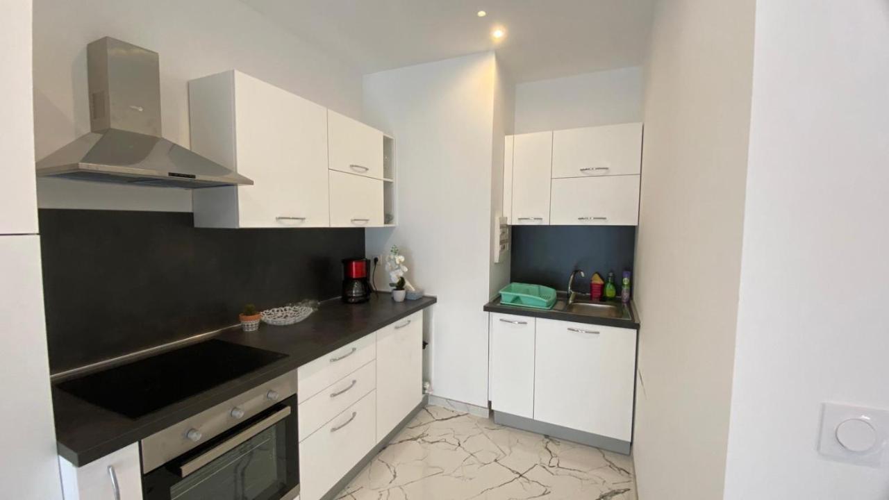 Imperia 2 Apartment Nice Bagian luar foto