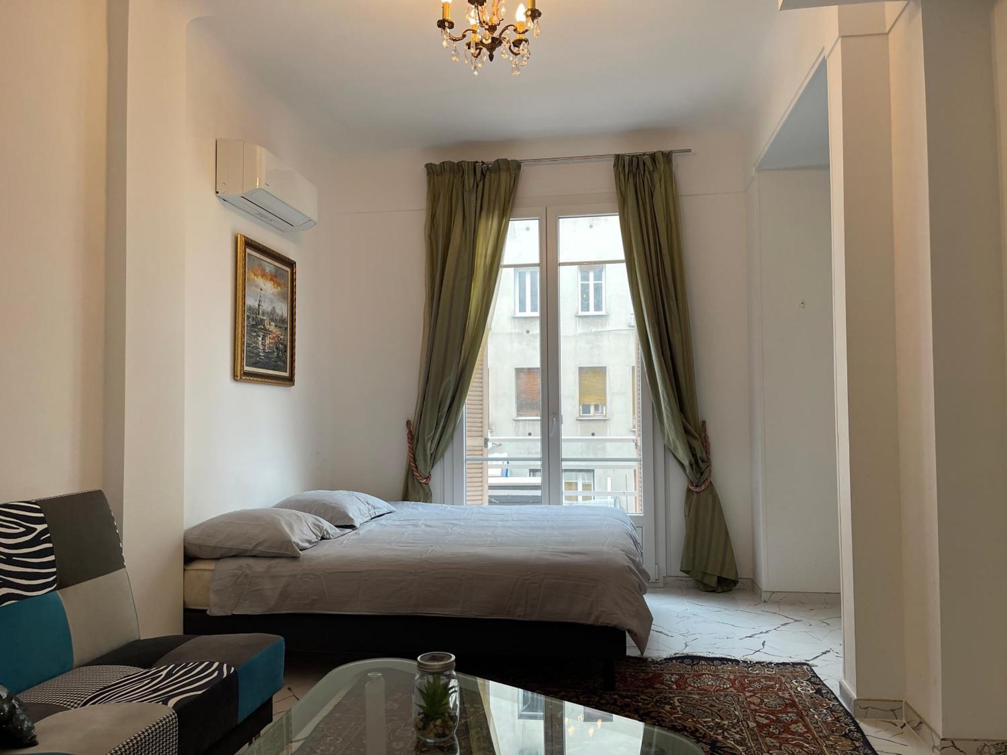 Imperia 2 Apartment Nice Bagian luar foto