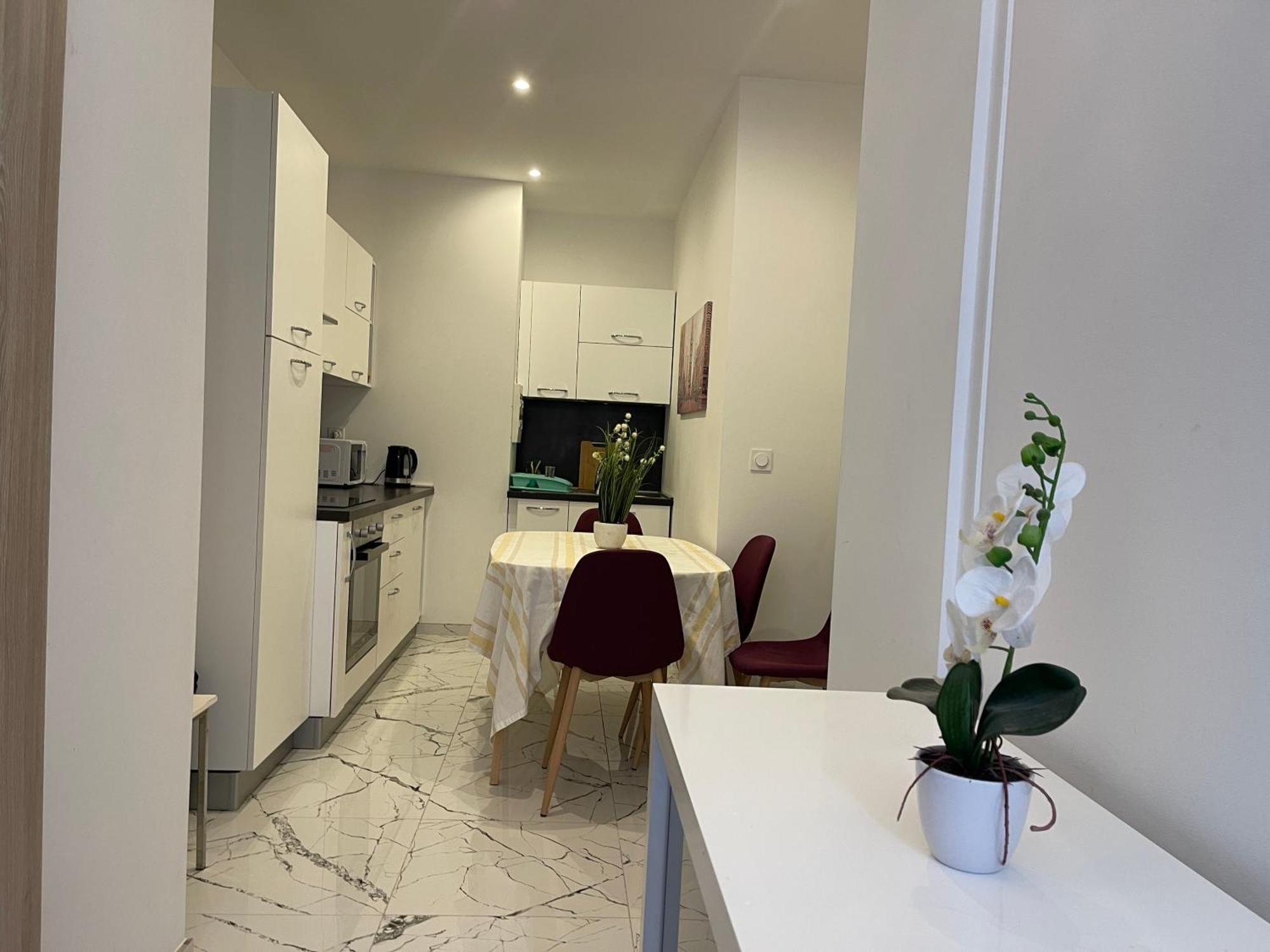 Imperia 2 Apartment Nice Bagian luar foto