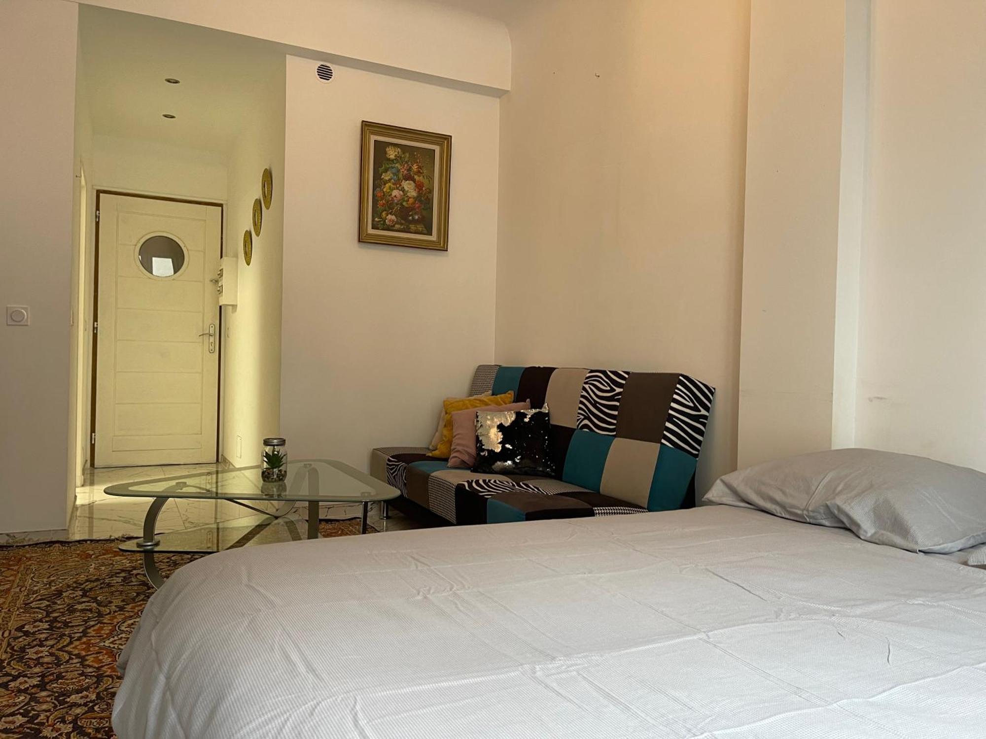 Imperia 2 Apartment Nice Bagian luar foto